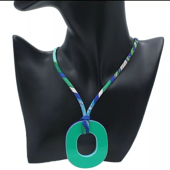 HERMES ISTHME Pigment Lacquer Silk Cord Necklace Pendant - Picture 2 of 10